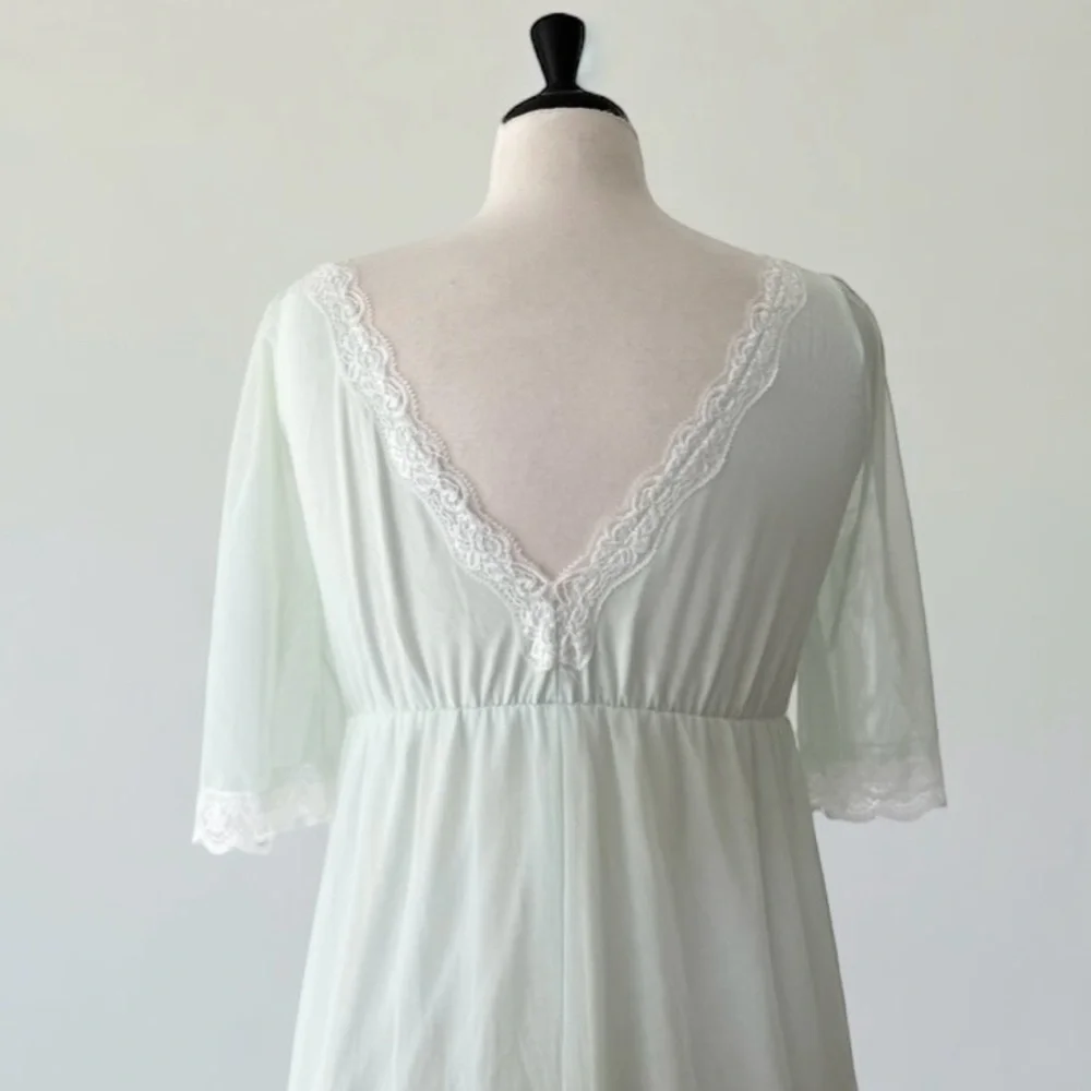 Vintage Haizi & Lan Chiffon Nightgown - Picture 5 of 6